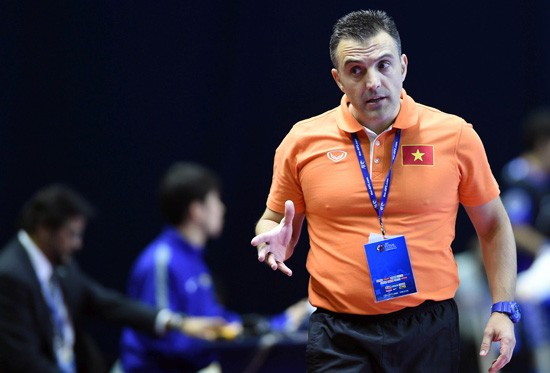 HLV Bruno Garcia tái xuất với cương vị thuyền trưởng Đội tuyển futsal Kuwait