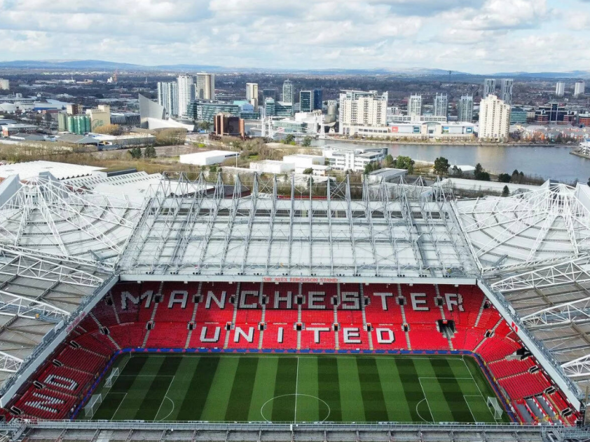 Snapdragon Mở Rộng Tham Vọng Tài Trợ Manchester United, Quyền Đặt Tên Sân Old Trafford Trong Tầm Ngắm