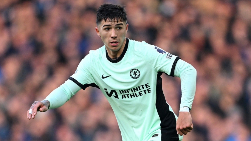Chelsea Tha Thứ cho Enzo Fernandez trong Vụ Phân Biệt Chủng Tộc