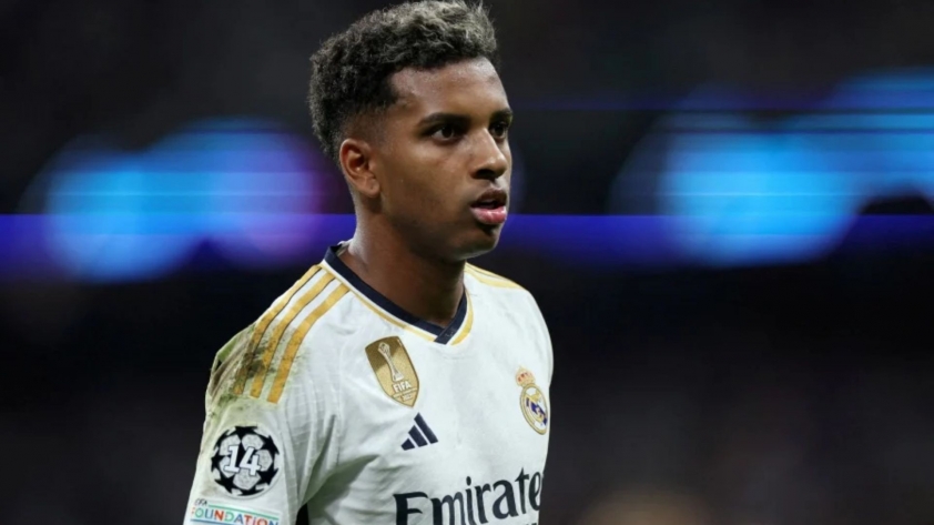 Rodrygo Goes trở thành mục tiêu trao đổi của Man City khi Julian Alvarez chuẩn bị rời khỏi