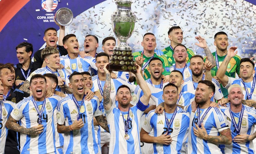 Đội hình tiêu biểu Copa America 2024: Argentina thống trị, Messi góp mặt giữa những tranh cãi