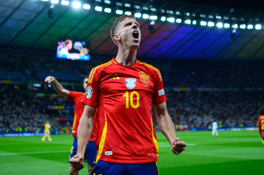 Dani Olmo: RB Leipzig công bố mức giá chuyển nhượng amid Barca pursuit
