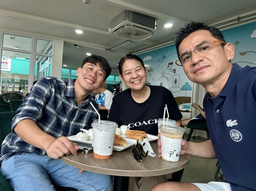 Trò cưng của Kiatisak tái ngộ thầy cũ ở Thái Lan, chuẩn bị cho mùa giải V-League mới