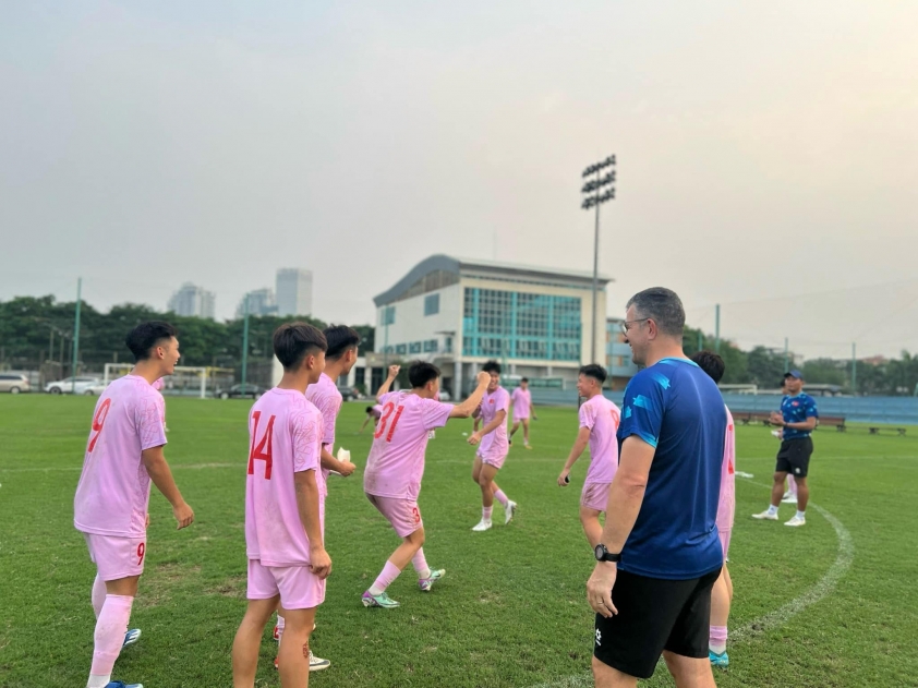 U16 Việt Nam huấn luyện và giao hữu quốc tế dưới thời tân HLV trưởng