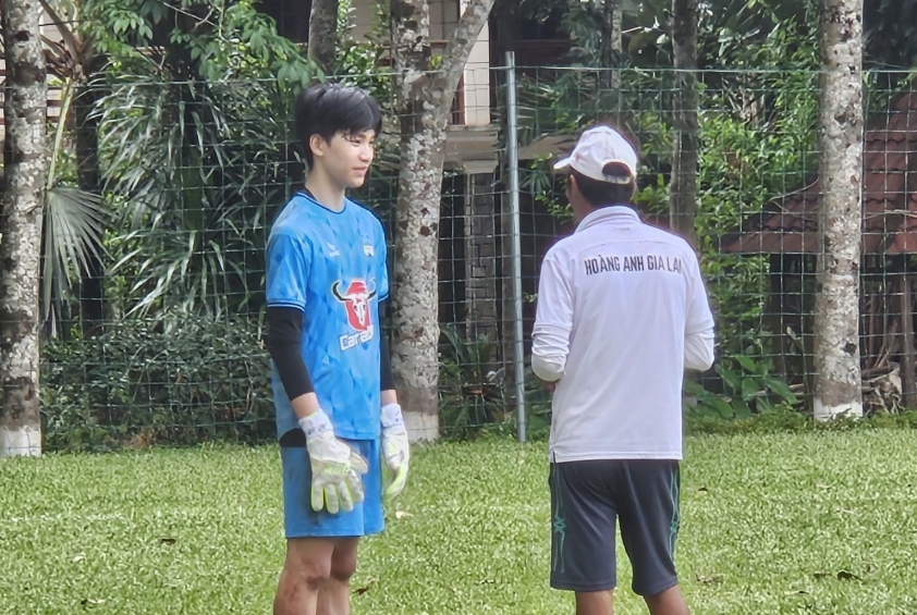Thủ môn Học viện Park Hang Seo đầu tiên gia nhập đội trẻ HAGL