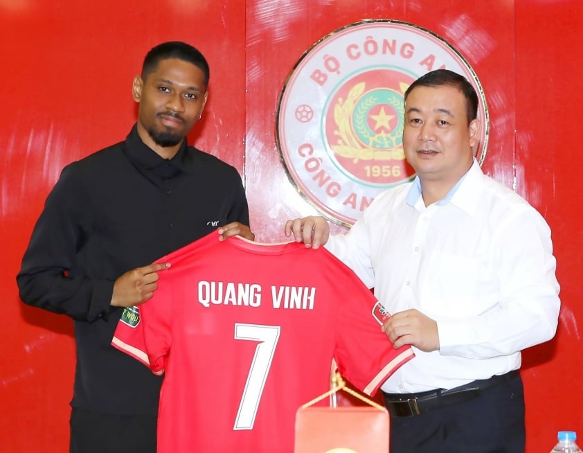 Jason Quang Vinh: Hậu vệ Việt kiều được hỗ trợ nhập tịch để khoác áo ĐT Việt Nam