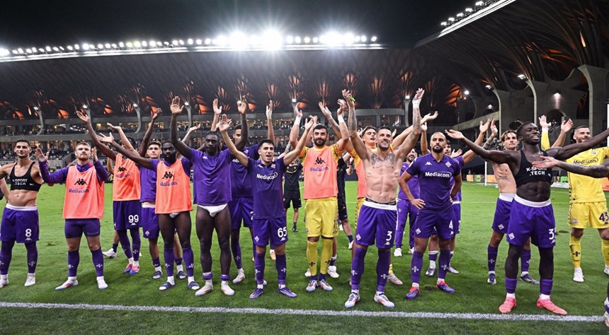 David de Gea tỏa sáng giúp Fiorentina giành vé Conference League