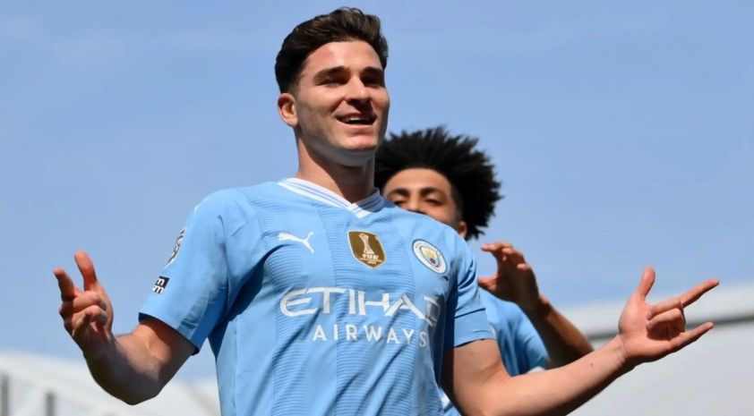 Tin Chuyển Nhượng Nóng: Arsenal, Liverpool, Bayern, và Cuộc Đua Gay Cấn Cho Những Ngôi Sao Sáng Giá