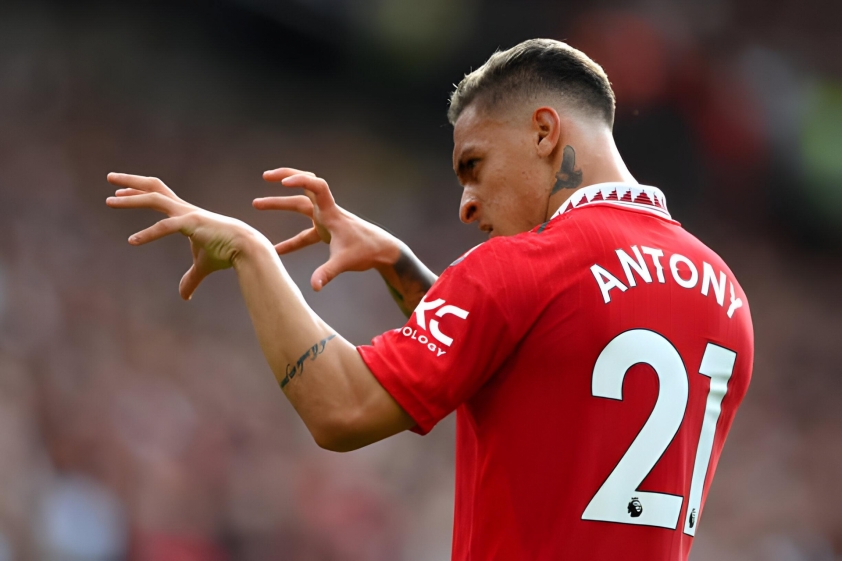 Antony được xác nhận sẽ ở lại Manchester United cho mùa giải mới
