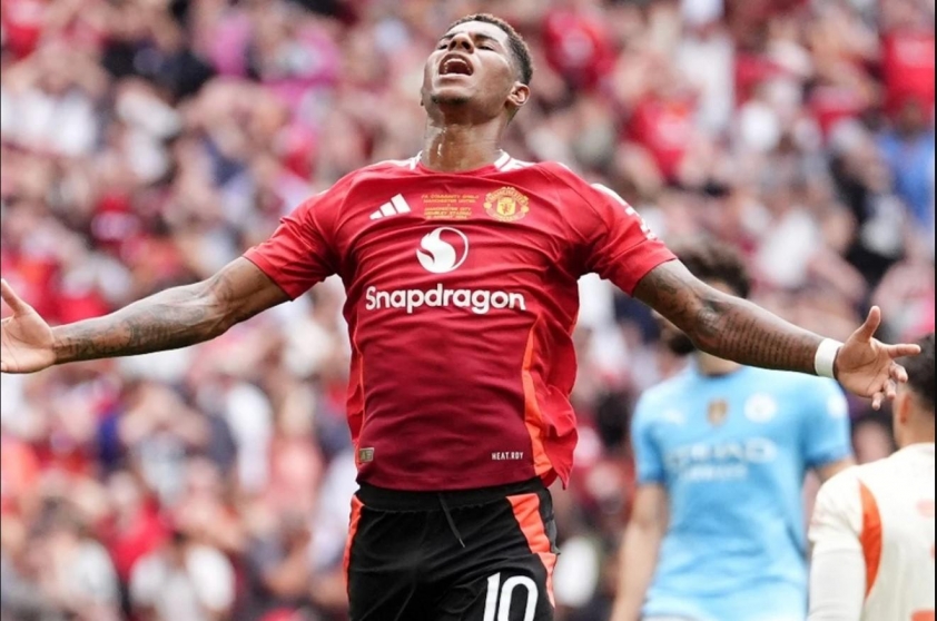 Manchester United Coi Trọng Evan Ferguson trong Bối Cảnh Chấn Thương và Màn Trình Diễn Thất Vọng của Tiền Đạo