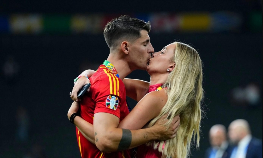 Cặp đôi Morata - Campello chia tay sau 7 năm gắn bó