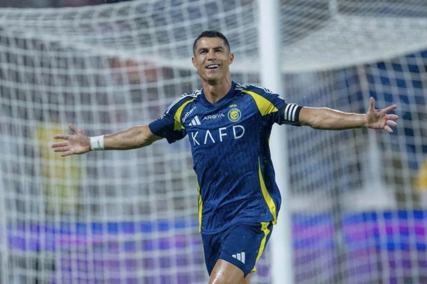 Cristiano Ronaldo hé lộ bí quyết đằng sau sự thành công không tuổi