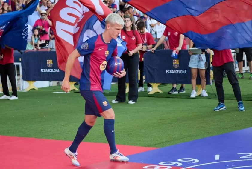 Dani Olmo Ra Mắt Barcelona Nhờ Quy Định Đặc Biệt Của La Liga