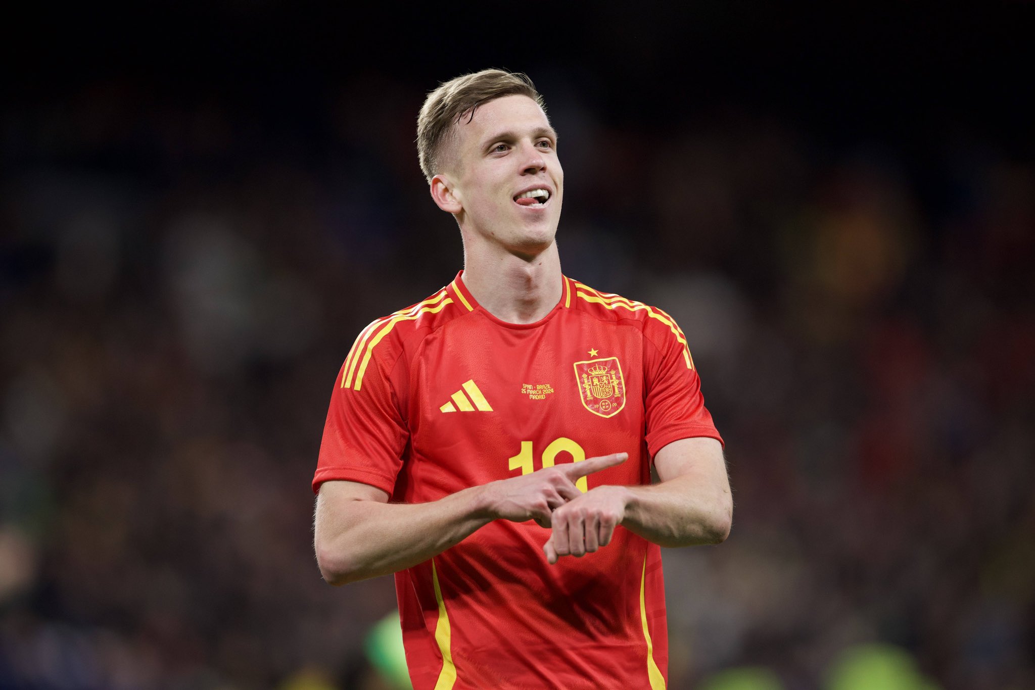 Tiền vệ Dani Olmo hé lộ ý định thay đổi ngoại hình nếu Tây Ban Nha vô địch Euro 2024
