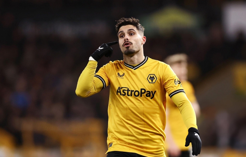 Chelsea hoàn tất thỏa thuận chiêu mộ tiền vệ Pedro Neto từ Wolves