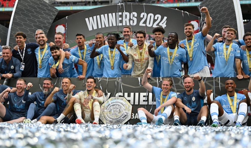 Man City đăng quang Siêu cúp Anh: Pep Guardiola phấn khích tột độ