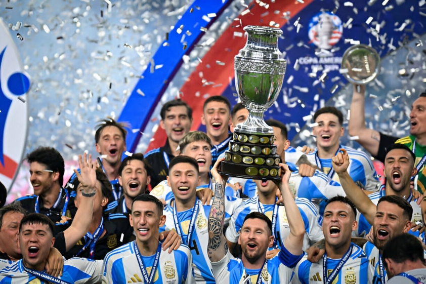 Lionel Messi: Huyền thoại với bốn mươi lăm danh hiệu vô địch