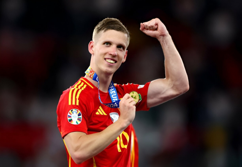 Barcelona Quan Tâm Đến Hoán Đổi Mikayil Faye Lấy Dani Olmo
