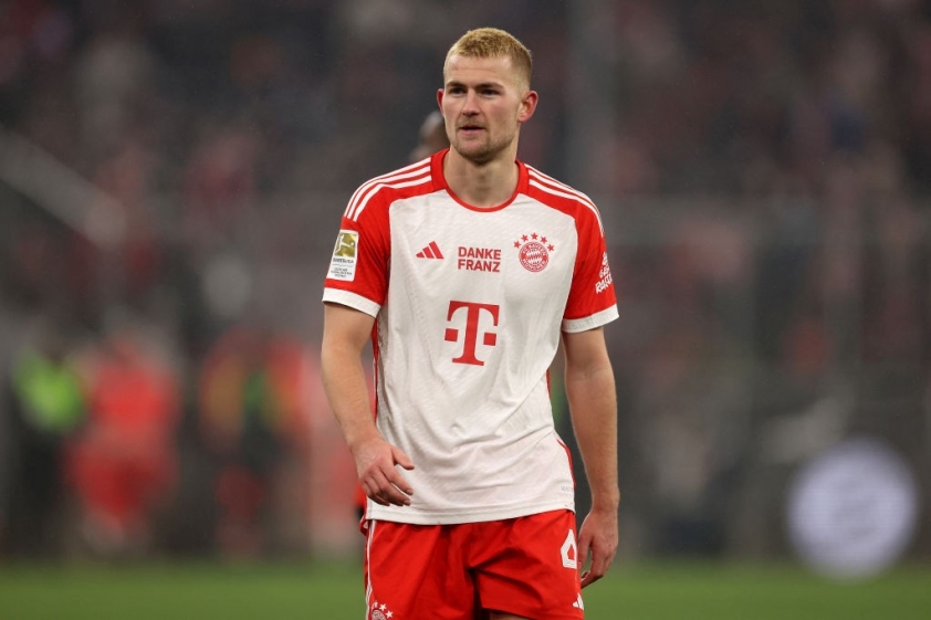 Tin Chuyển Nhượng Nóng: Arsenal, Liverpool, Bayern, và Cuộc Đua Gay Cấn Cho Những Ngôi Sao Sáng Giá