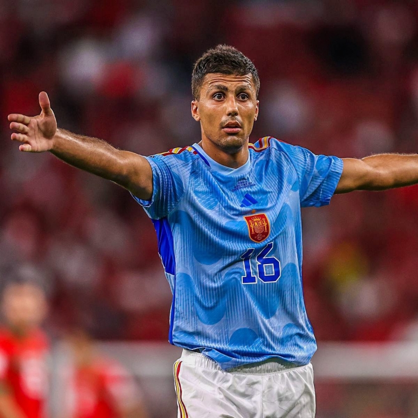 Sự vắng mặt của Rodri đe dọa khởi đầu của Man City trước Chelsea