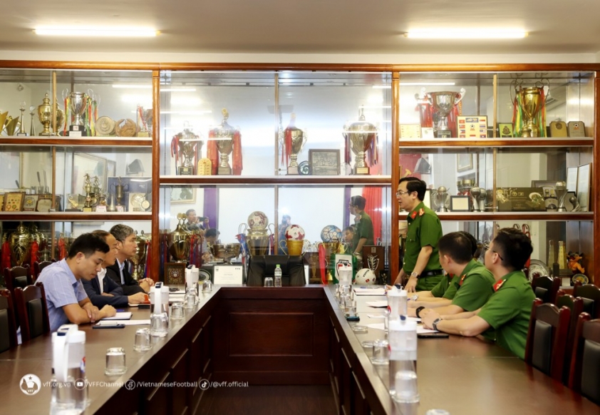 LĐBĐVN hợp tác cùng Viện Khoa học Hình sự phòng chống doping và chất gây nghiện trong bóng đá Việt Nam