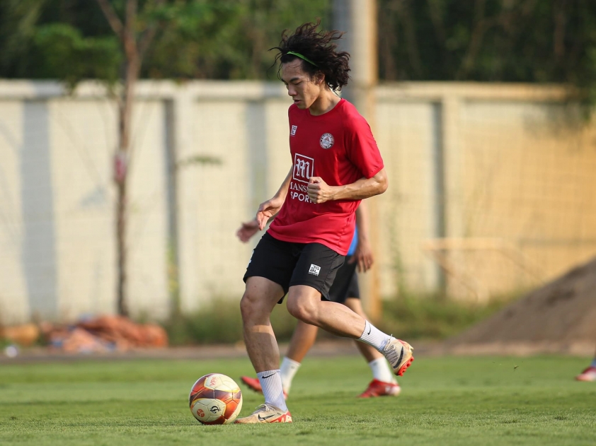 Lê Trung Vinh - Cầu thủ Việt kiều tỏa sáng cùng U21 HAGL