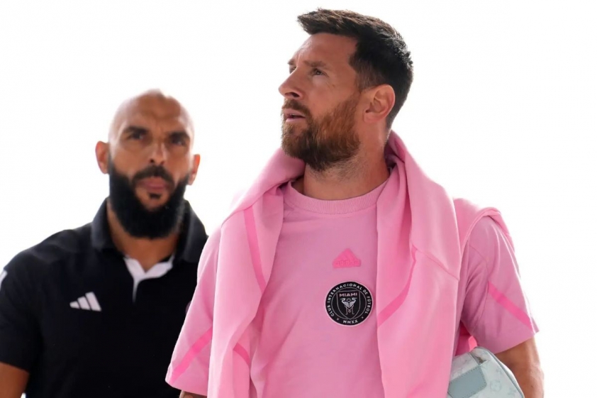Biệt thự xa hoa của Lionel Messi bị phá hoại bởi nhóm hoạt động vì khí hậu Futuro Vegetal