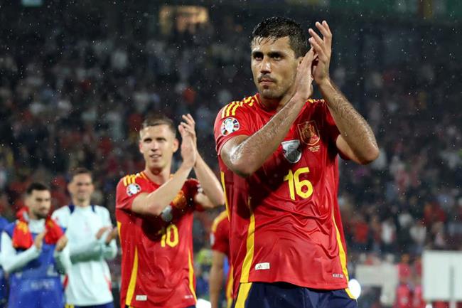 Rodri, mối đe dọa lớn hơn Lamine Yamal đối với ĐT Anh tại chung kết EURO 2024