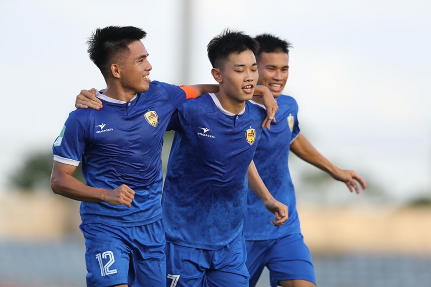 CLB Quảng Nam tiếp tục mượn sân nhà, lo ngại về thành tích tại V-League 2024/25