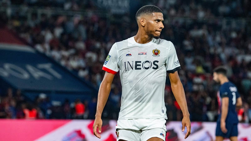 Barca thu lời 8 triệu euro khi Todibo chuyển đến West Ham