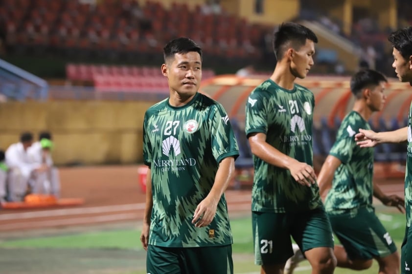Văn Quyết Tỏa Sáng, Đưa Hà Nội Đánh Bại Bình Định