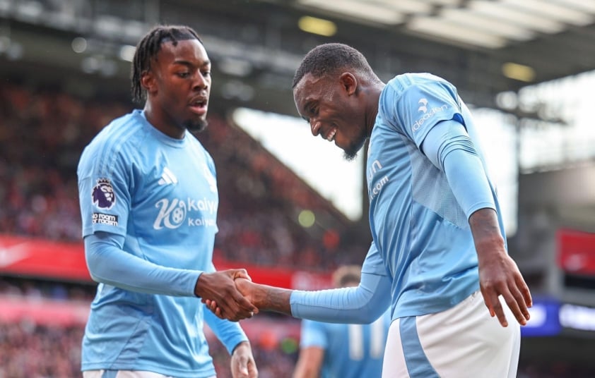Sự bất ngờ ngoạn mục Liverpool để thua trên sân nhà trước Nottingham Forest