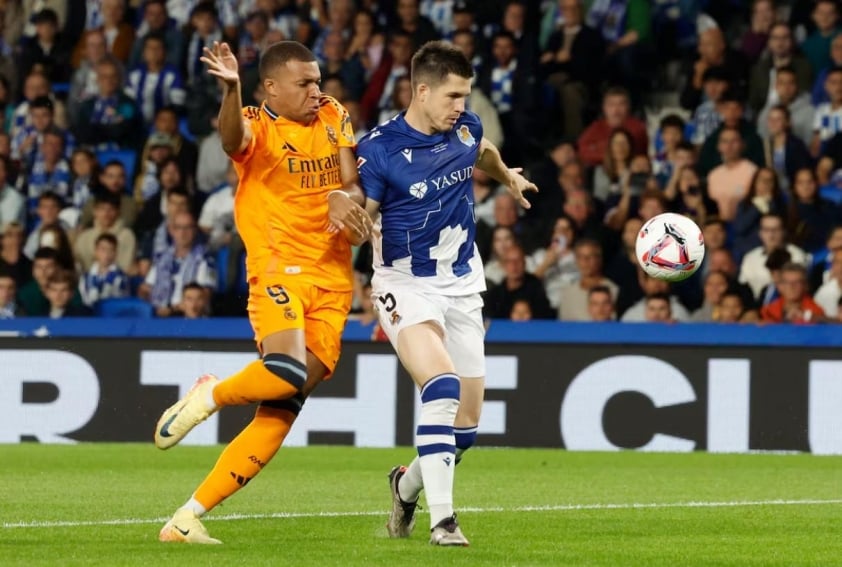 Chiến thắng nhọc nhằn tại Anoeta Real Madrid vượt qua Real Sociedad nhờ hai quả phạt đền