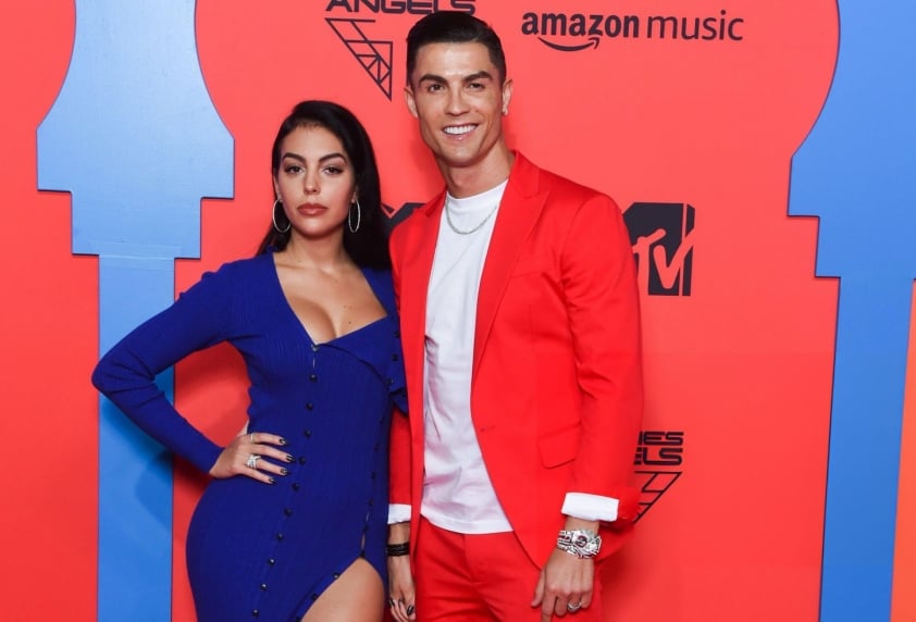 Antonella Roccuzzo và Georgina Rodriguez Hai Con Đường Thành Công Trái Ngược