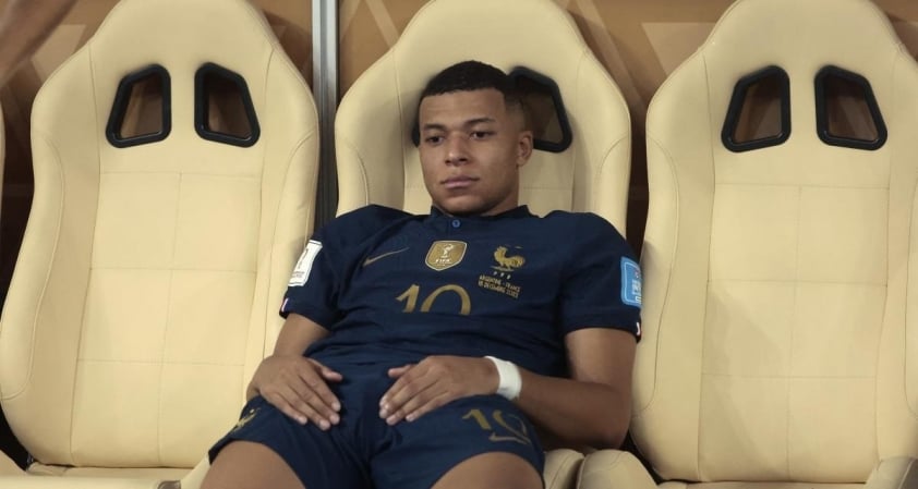 Kylian Mbappe Vắng Mặt Dài Hạn, Thiếu Tích trong Trận Derby Madrid và các Trận Đấu Quốc Tế
