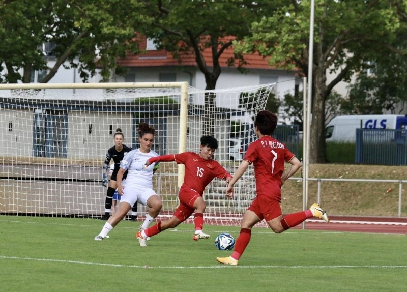 Đội Tuyển Nữ Việt Nam Đối Đầu Với RB Leipzig Trong Chuyến Tập Huấn Châu Âu