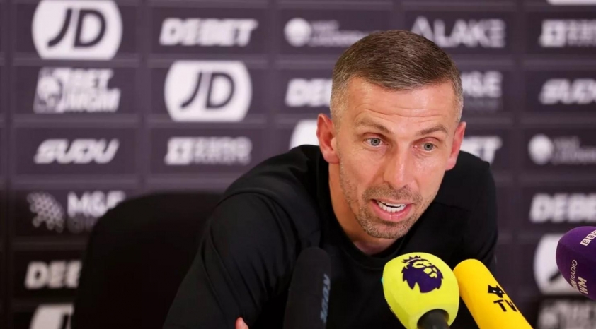 Wolves Đặt Câu Hỏi về Sự Thiên Vị Ẩn của VAR Đối với Các Đội Bóng Lớn