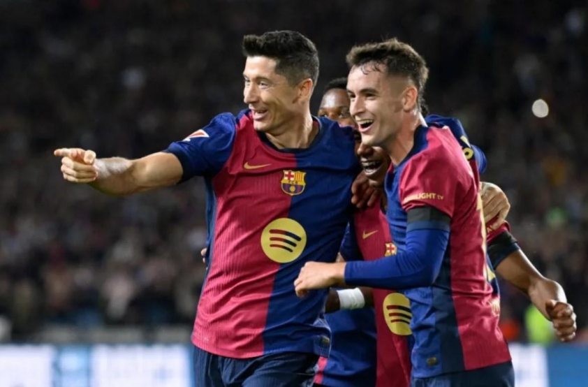 Lewandowski cân bằng thành tích ghi bàn ấn tượng tại La Liga sau 10 trận đầu tiên