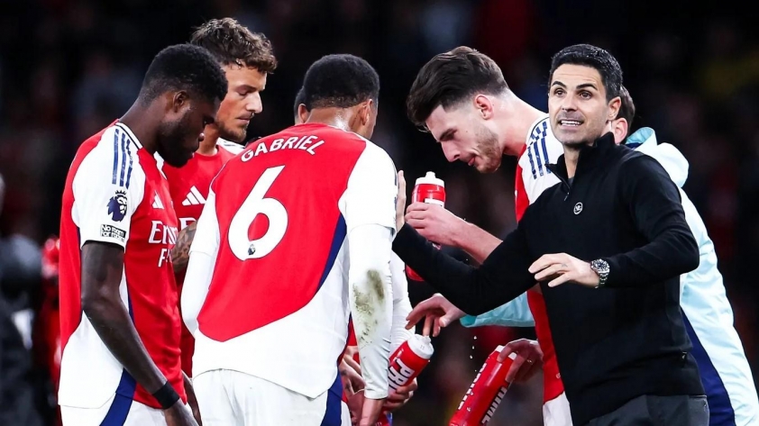 Arsenal Tự Tin Vào Cuộc Đua Vô Địch Premier League Mặc Dù Bị Liverpool Đánh Rơi Chiến Thắng