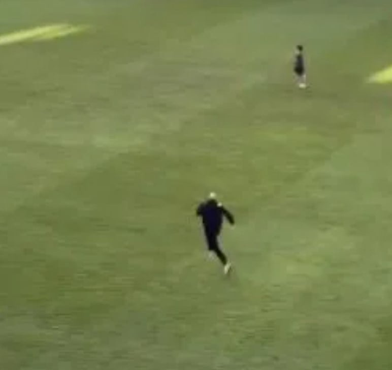 Yassine Cheuko Người bạn đồng hành đáng tin cậy và vệ sĩ tận tụy của Lionel Messi