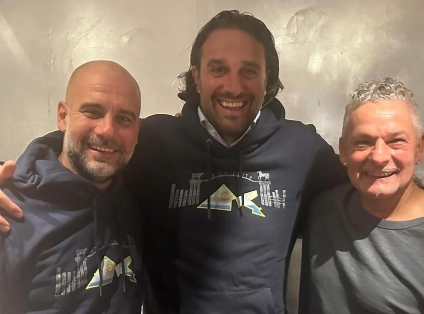 Luca Toni đấu khẩu vui nhộn với Pep Guardiola về chiến thuật số 9 ảo
