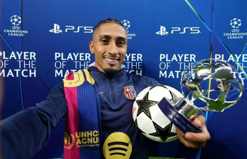 Raphinha Toả Sáng Với Cú Hat-trick Đáng Nhớ, Giúp Barcelona Chấm Dứt Chuỗi Trận Thua Trước Bayern Munich
