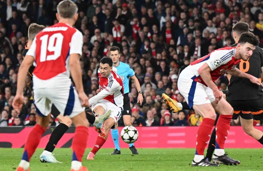 Liverpool vs Arsenal: Cuộc Đụng Độ Định Mệnh Trong Cuộc Đua Vô Địch Premier League