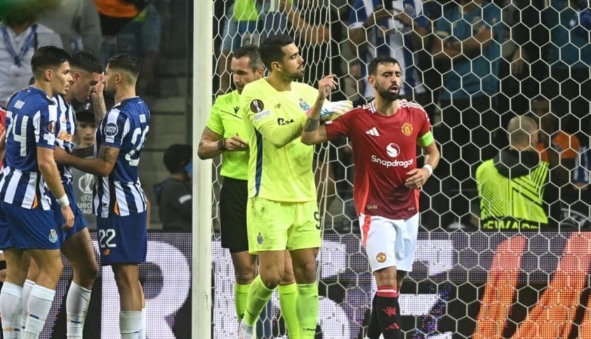 Bruno Fernandes: Lãnh thẻ đỏ liên tiếp, đe dọa hành trình Europa League