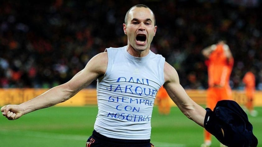 Andres Iniesta, Huyền Thoại Được Tri Ân Kể Cả Bởi Đối Thủ Truyền Kiếp