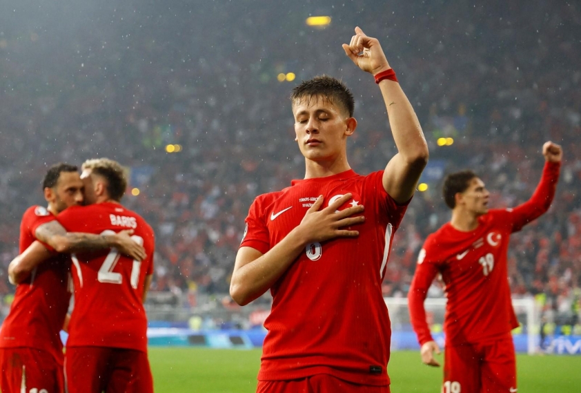 Tài năng trẻ Arda Guler vật lộn tại Real Madrid, tương lai trở nên bất định