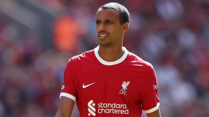 Cựu hậu vệ Liverpool Joel Matip tuyên bố treo giày sau 8 năm gắn bó