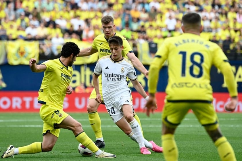 Huyền thoại Real Madrid, Toni Kroos, trở lại Bernabéu giữa những lời kêu gọi tái xuất