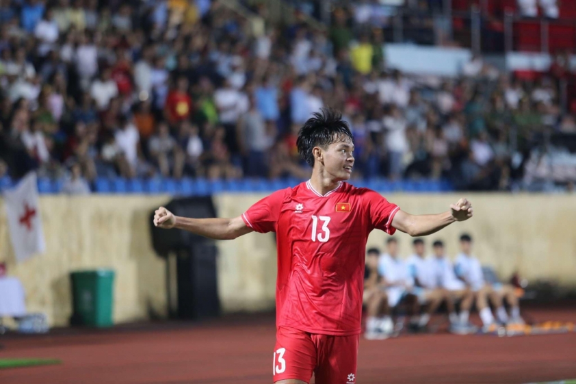 Việt Nam cầm hòa Ấn Độ sau pha penalty hỏng ăn và màn trình diễn kém ấn tượng