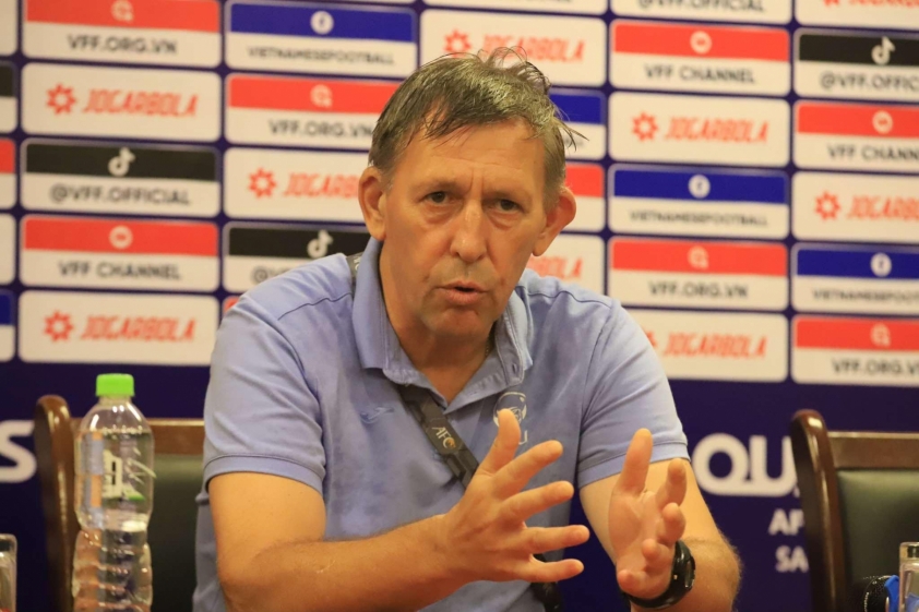 Những lời cảm ơn của HLV Aung Zaw Myo dành cho CĐV Việt Nam khi U17 Myanmar giành chiến thắng